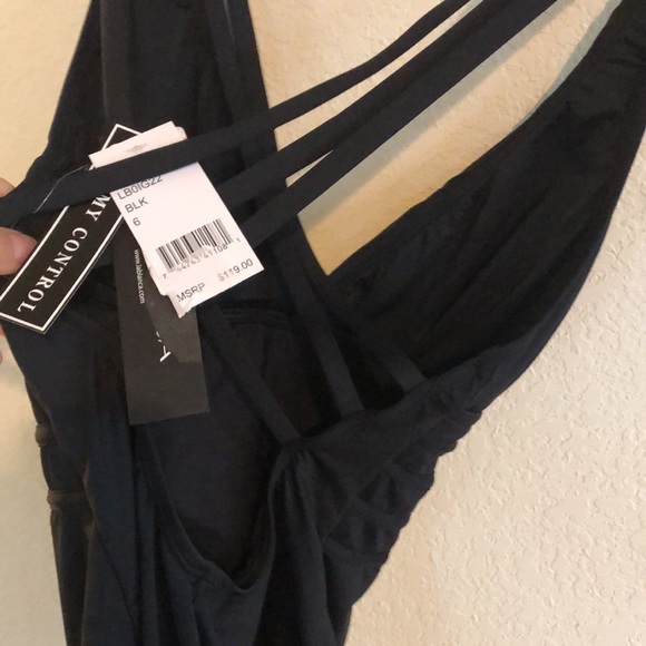 LA BLANCA Island Goddess Multi-Strap Cross-Back - Picture 7 of 16